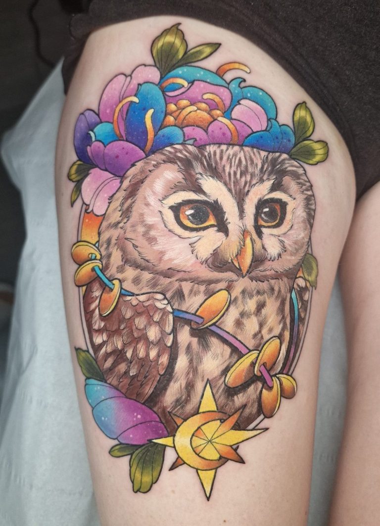 chouette neo traditionnel tattoo fleur pivoine couleur toulouse